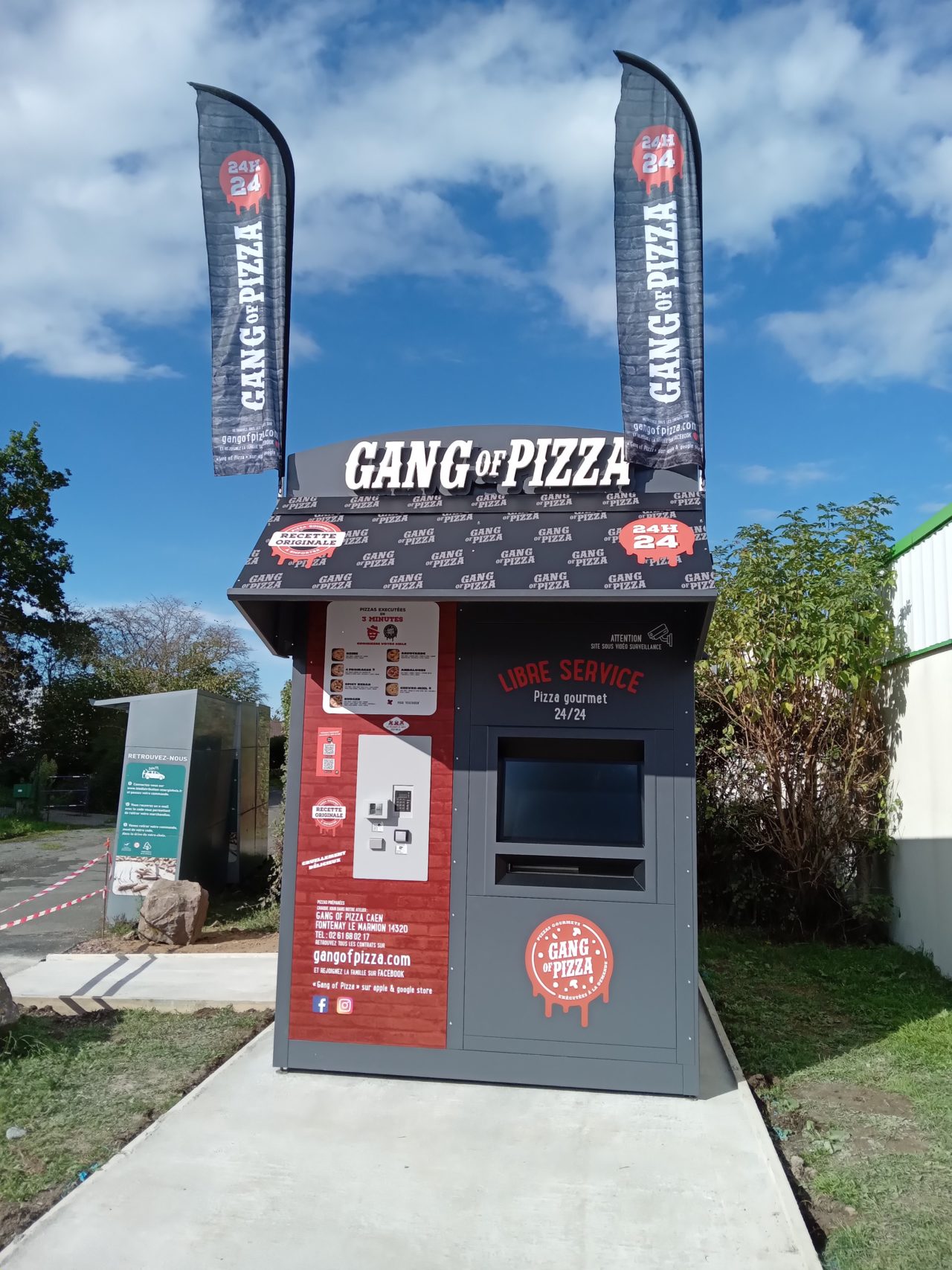 Distributeur de pizza bourguebus gang of pizza