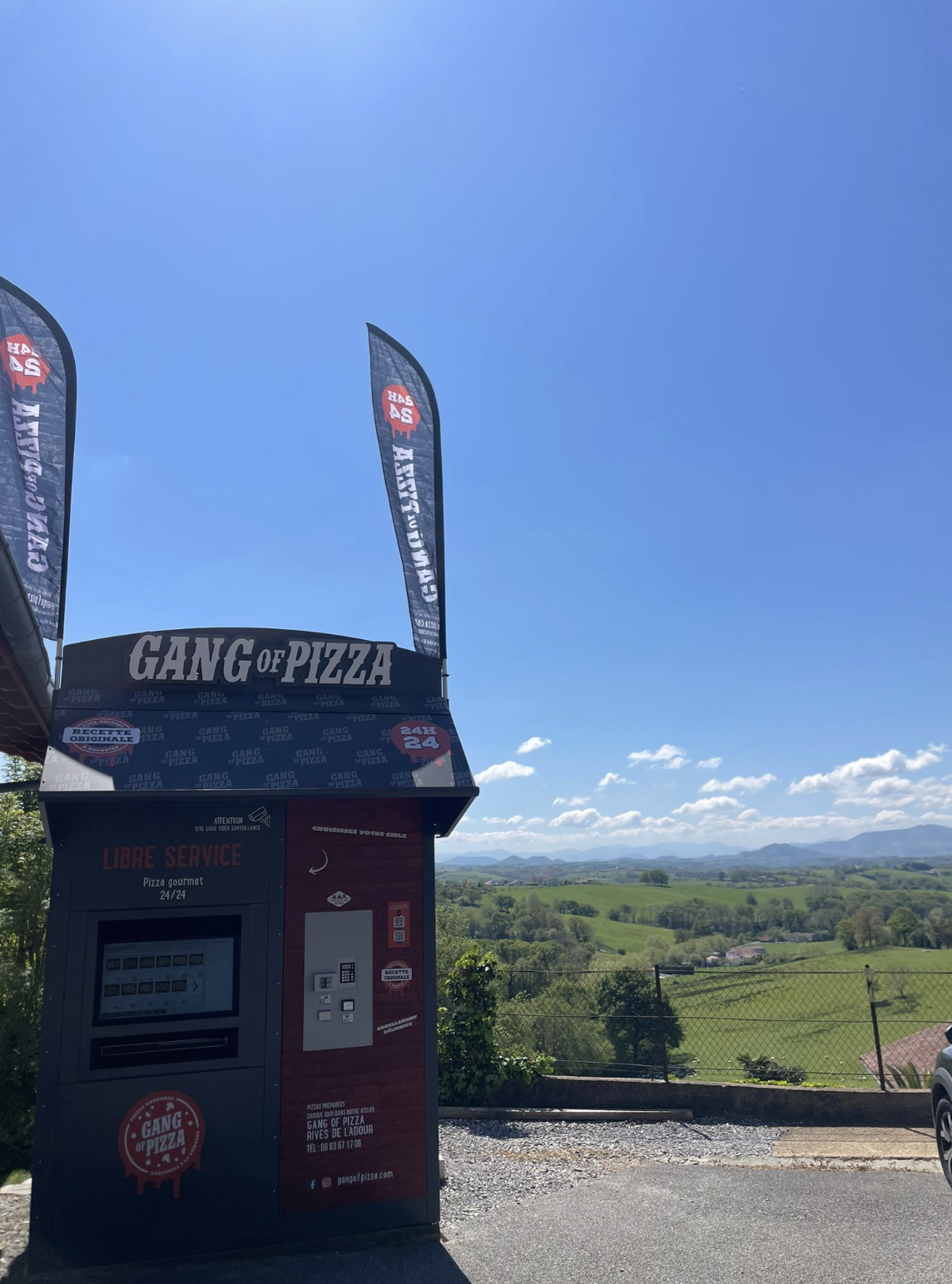 gang-of-pizza-debarque-a-bardos-pizzas-24-7-rives-de-l-adour-aquitaine