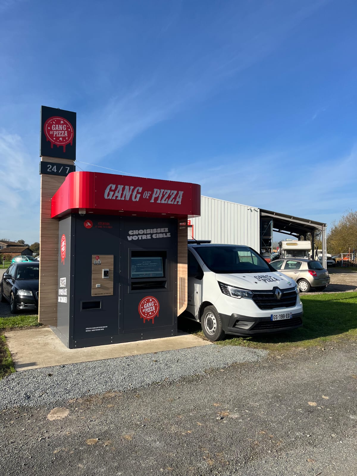 Distributeur de Pizza Gourgé
